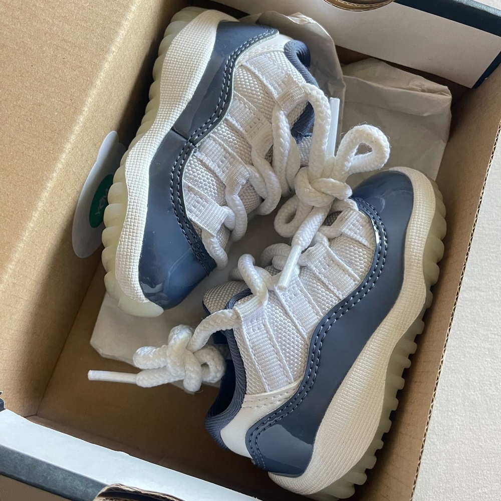 Toddler Jordan 11 Retro Low Midnight Navy 4c